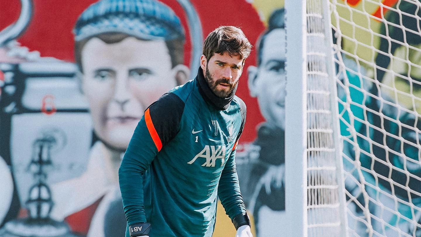 Alisson: A semi-final is good but we want more, we want a title