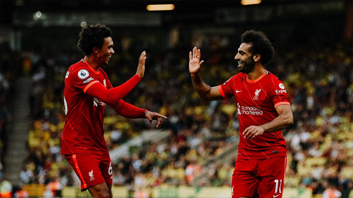 Alexander-Arnold and Salah on PL Player of the Season shortlist