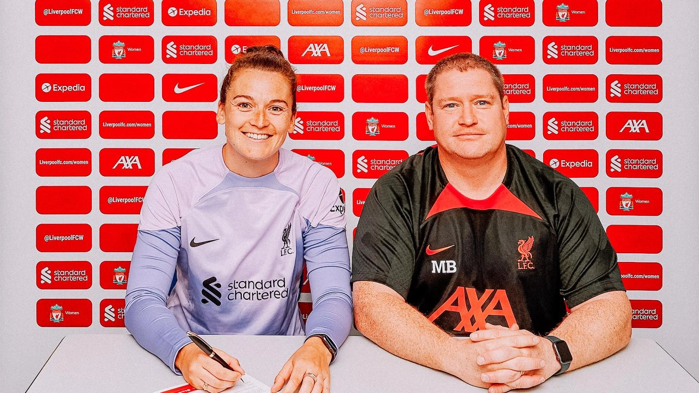 Rachael Laws signs new contract with Liverpool FC Women
