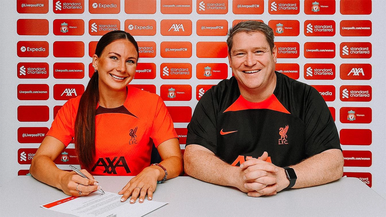 Leighanne Robe signs new contract with LFC Women