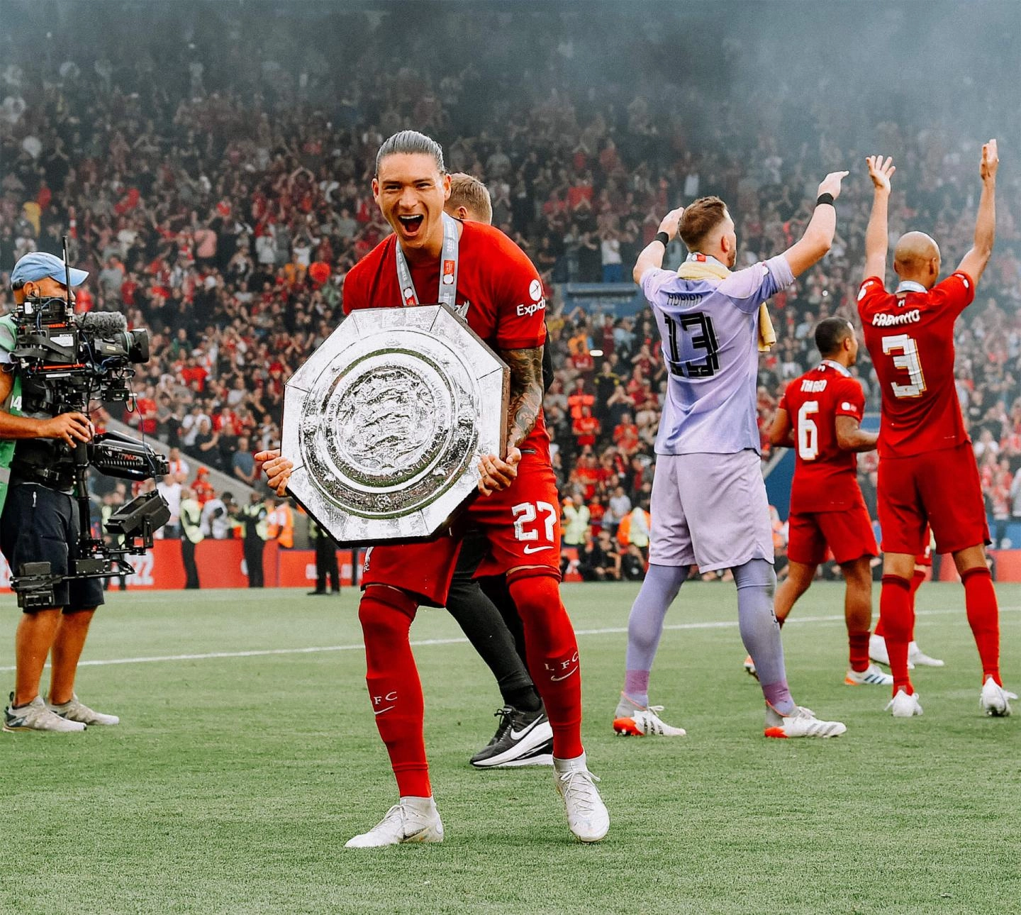 25 Brilliant Photos As Reds Celebrate Community Shield Win - Liverpool FC