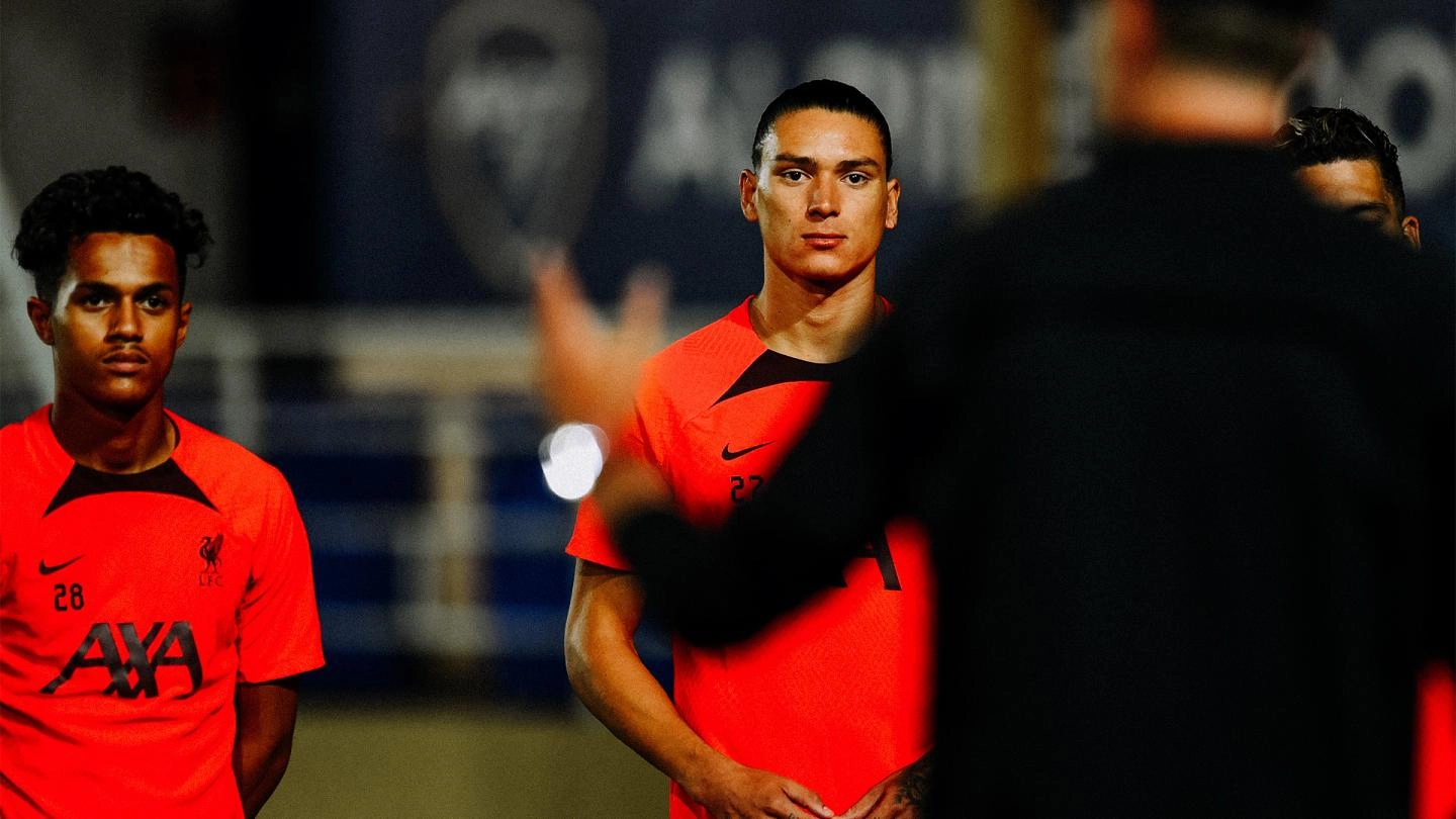 Photos: Darwin Nunez trains with Liverpool teammates in Bangkok