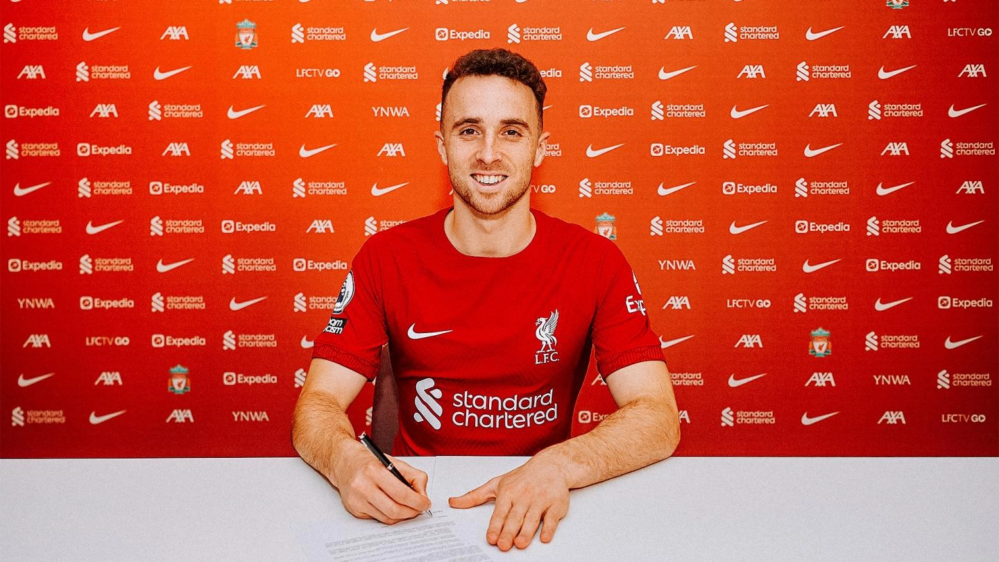 Diogo Jota signs new long-term contract with Liverpool