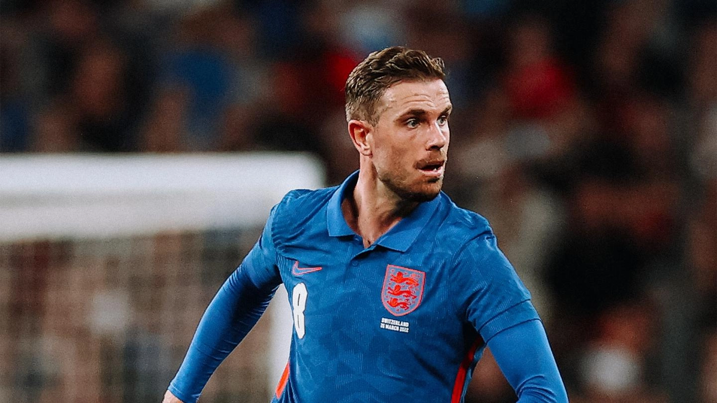 Liverpool skipper Jordan Henderson spotted in England training post injury.