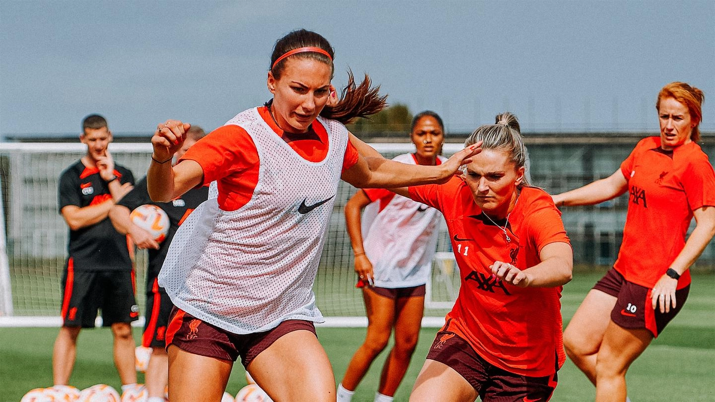 Photos: LFC Women in training ahead of WSL kick-off