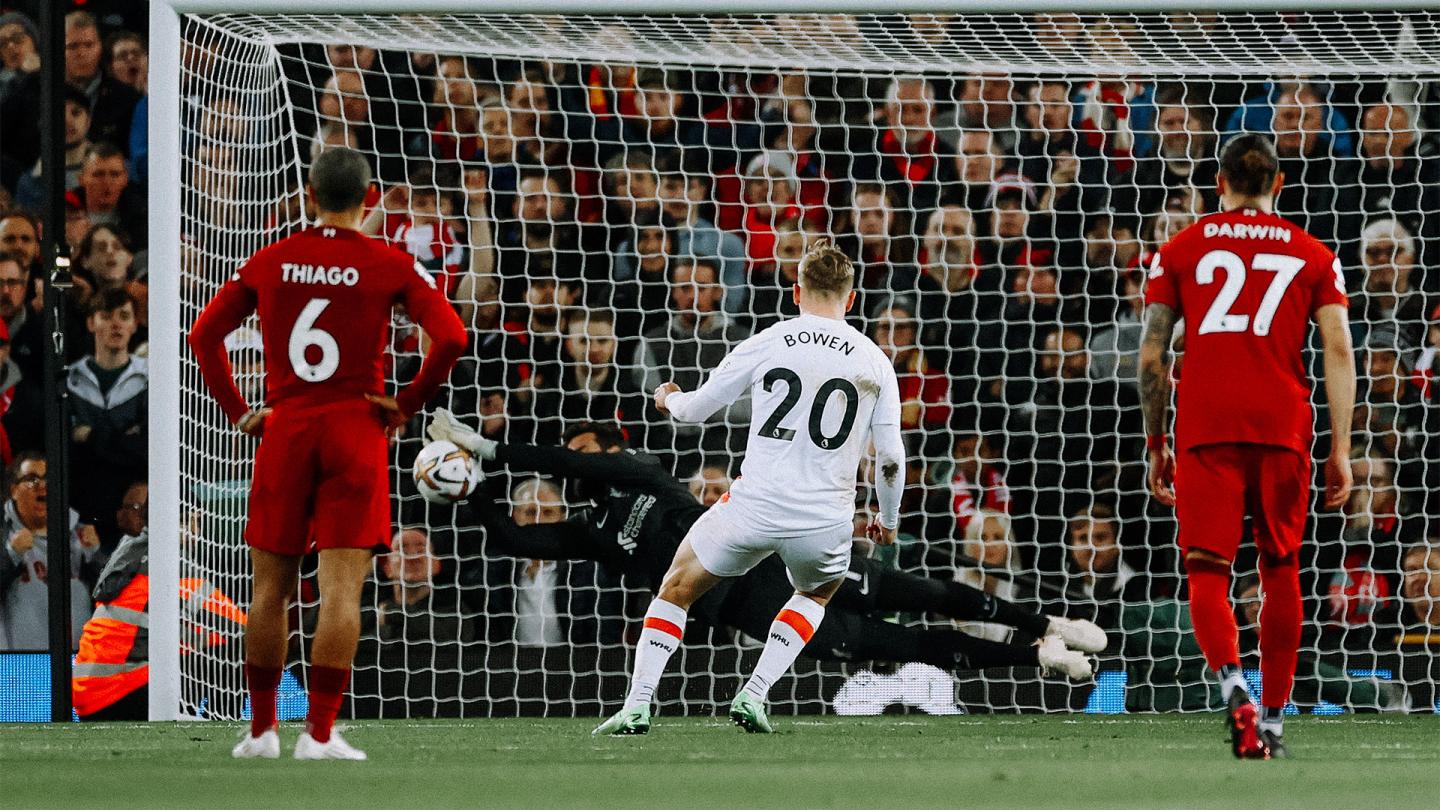 Alisson Becker Voted Carlsberg Player Of The Match - Liverpool FC