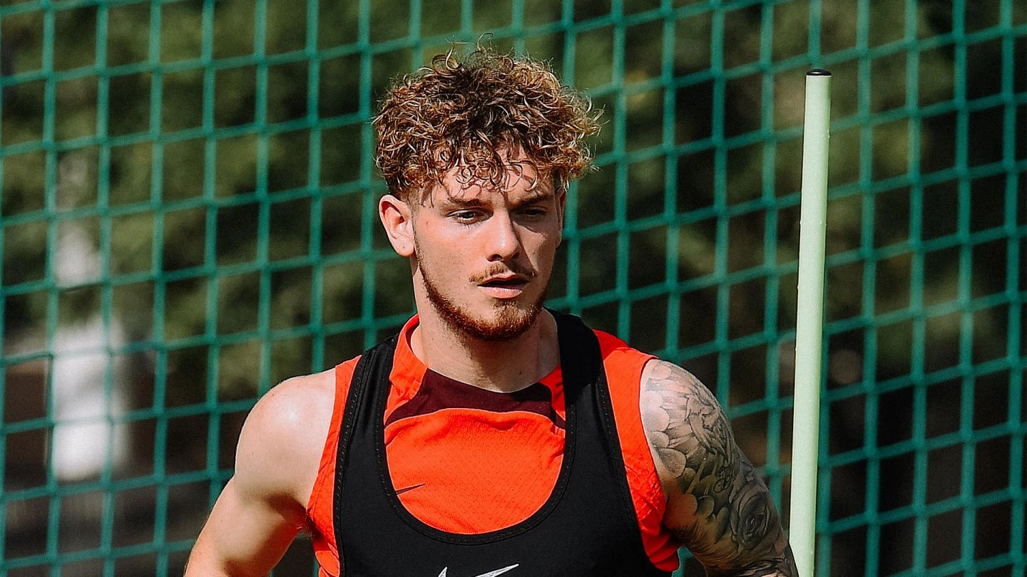 Harvey Elliott on 'pre-season' number two, holidaying with Tsimikas and more