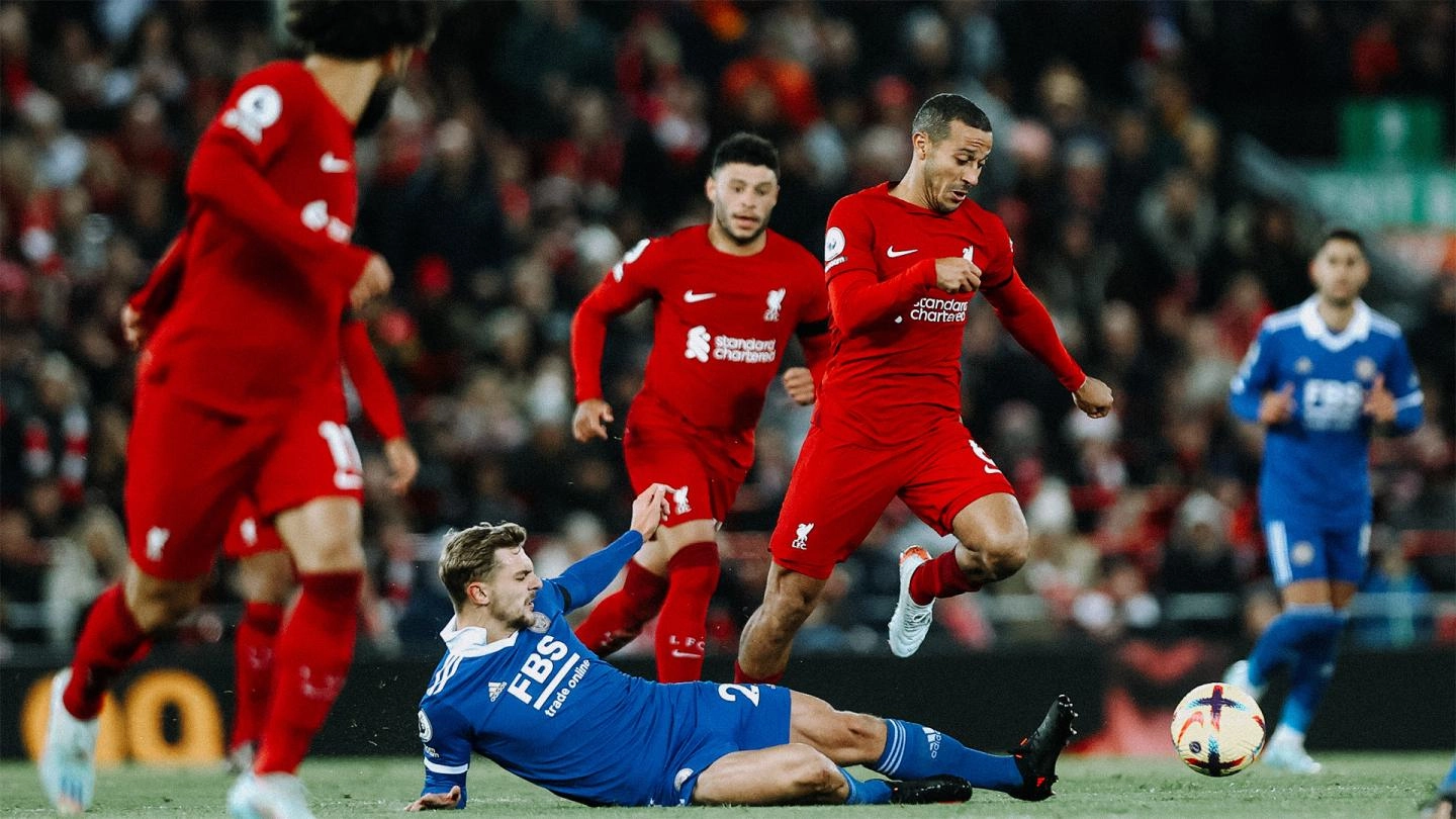 Thiago Alcantara voted Carlsberg Player of the Match v Leicester