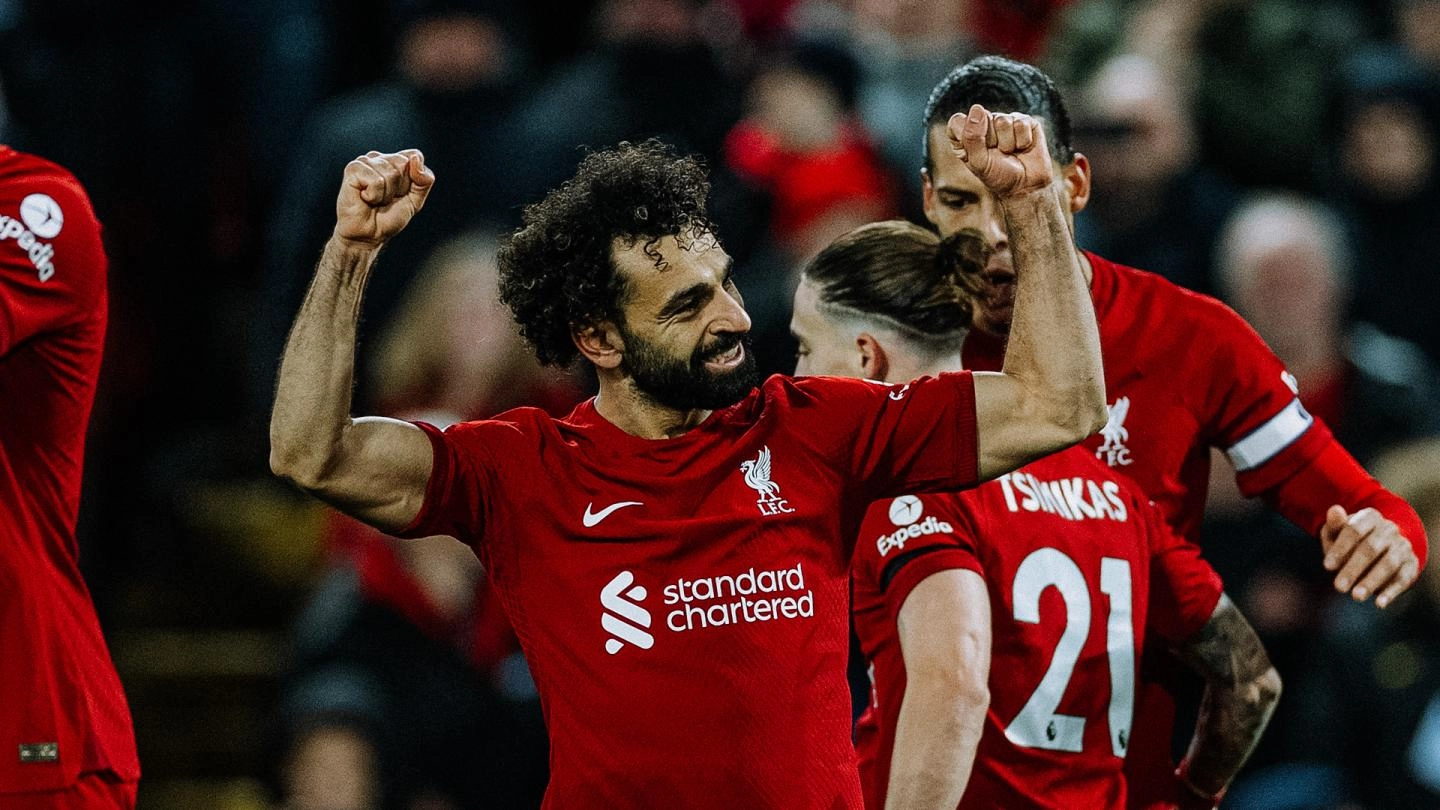 Salah, Hendo and Van Dijk eye LFC landmarks against Man United