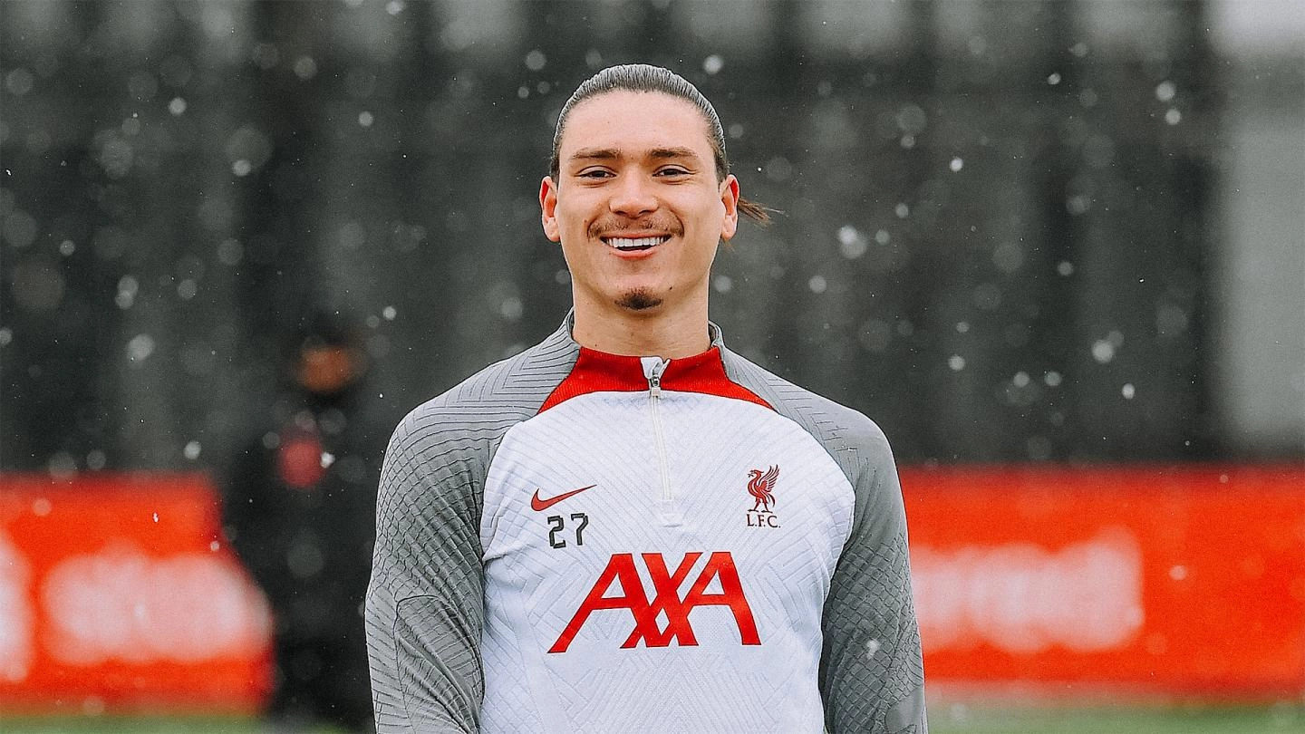 34 photos as Liverpool prepare for Bournemouth in the snow