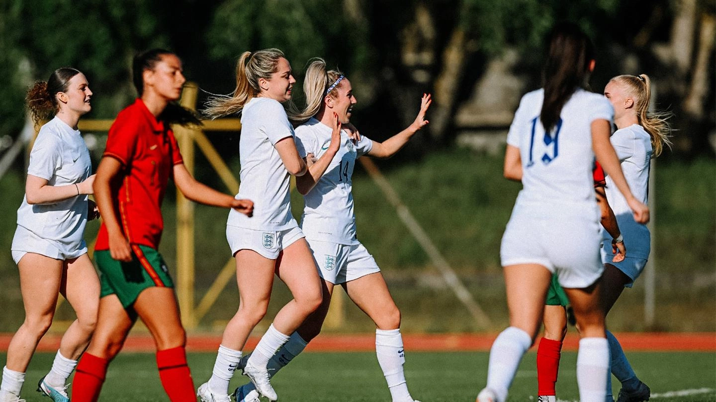 Missy Bo Kearns scores injury-time winner for England U23s