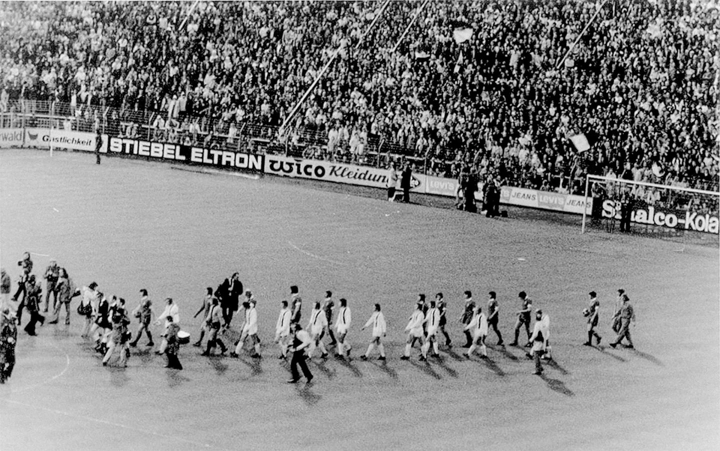 The teams emerge for the decisive UEFA Cup final second leg on this day in 1973