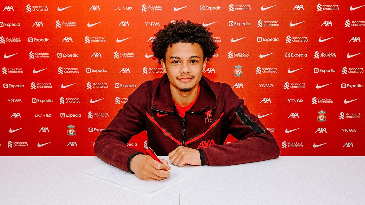 Ranel Young signs first pro contract with Liverpool FC - Liverpool FC
