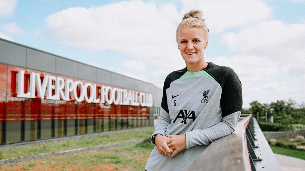 'A no-brainer' - Jasmine Matthews on signing a new deal with LFC Women