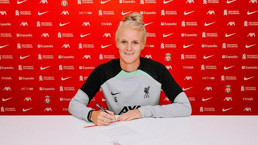 Jasmine Matthews signs contract extension with Liverpool FC Women