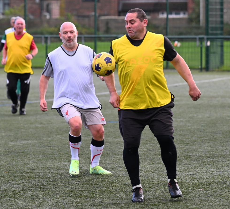 Red Neighbours walking football session