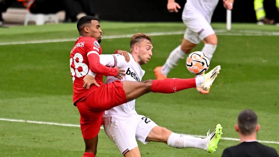 Liverpool v West Ham United: Carabao Cup team news