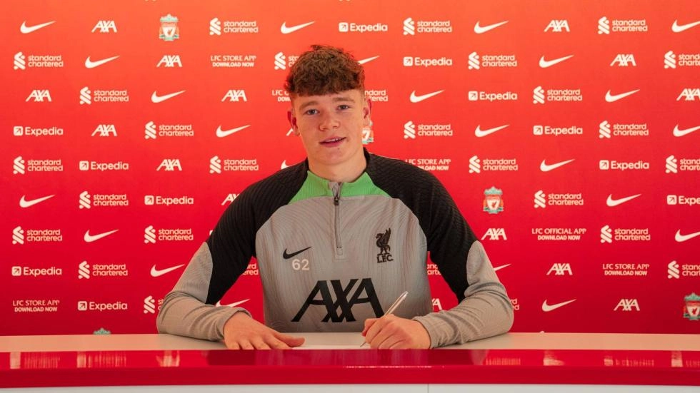 James McConnell signs new long-term contract with Liverpool