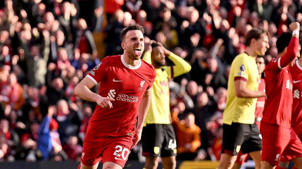 Jota's knack, Anfield history and more Liverpool 3-1 Burnley talking points