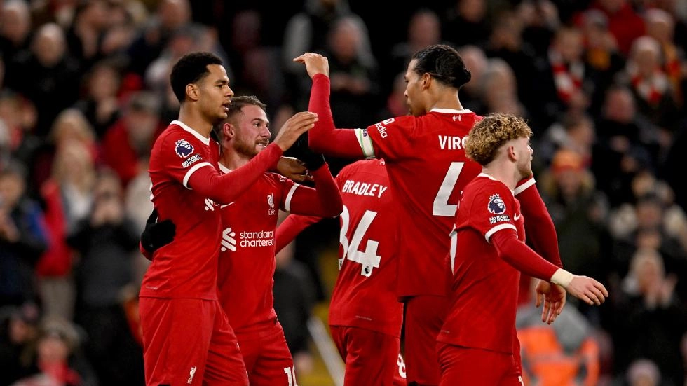 Liverpool roar back to put four past Luton in Premier League