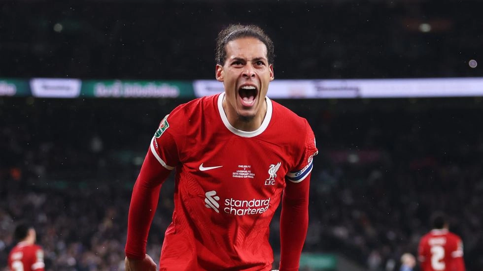 Virgil van Dijk scores in extra-time to give Liverpool victory over Chelsea in Carabao Cup final