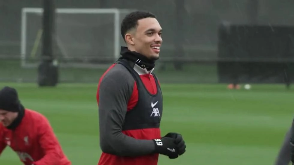 Video: Alexander-Arnold, Alisson, Bajcetic and Jota involved in Liverpool training on Tuesday