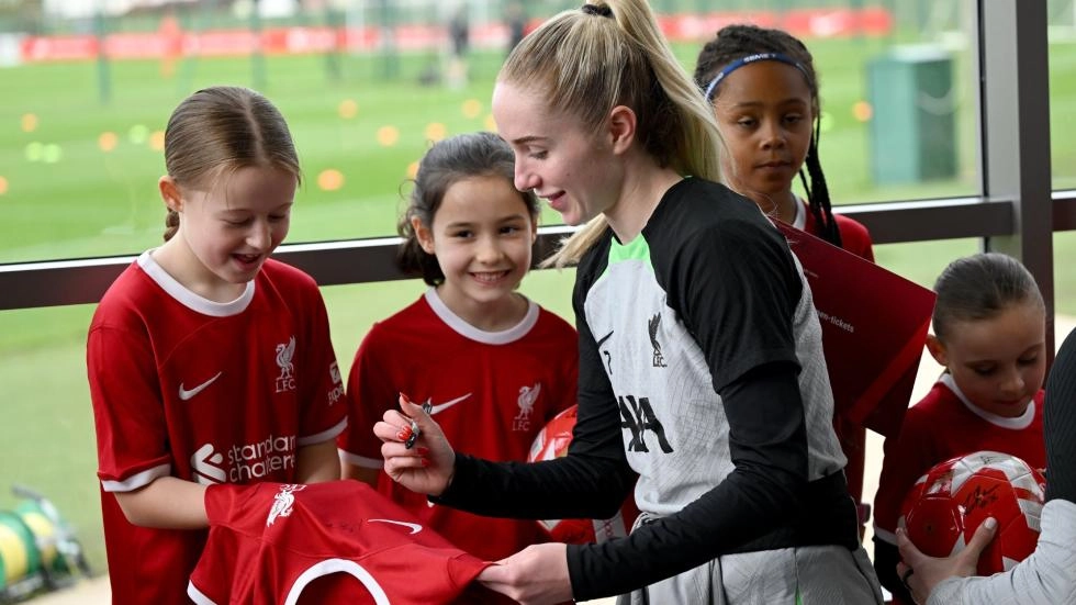 LFC Foundation youngsters inspired by trip to AXA Melwood Training Centre