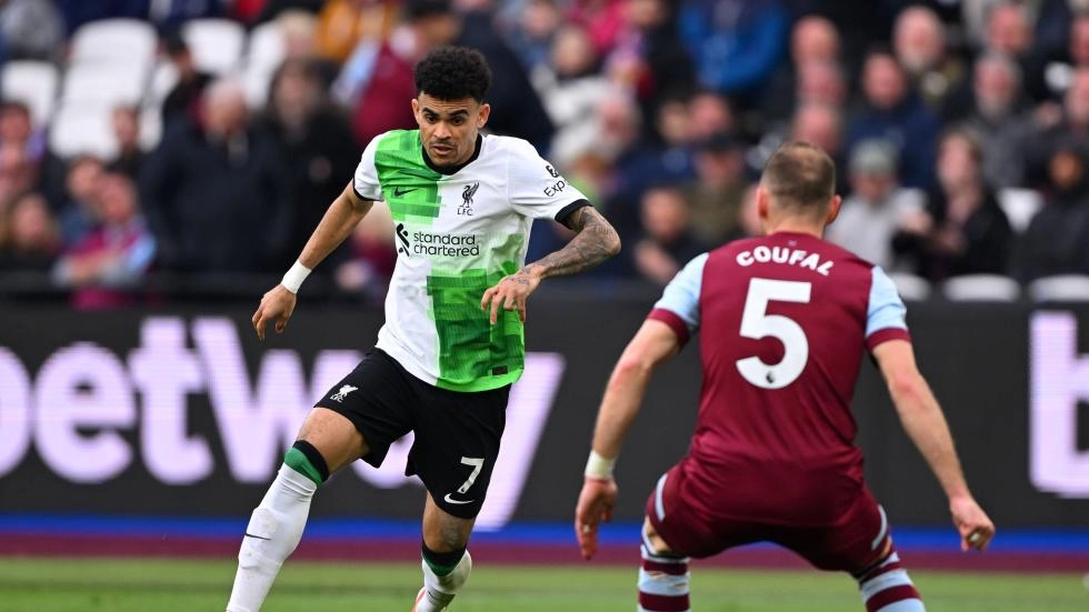 Liverpool play out 2-2 draw at West Ham in Premier League