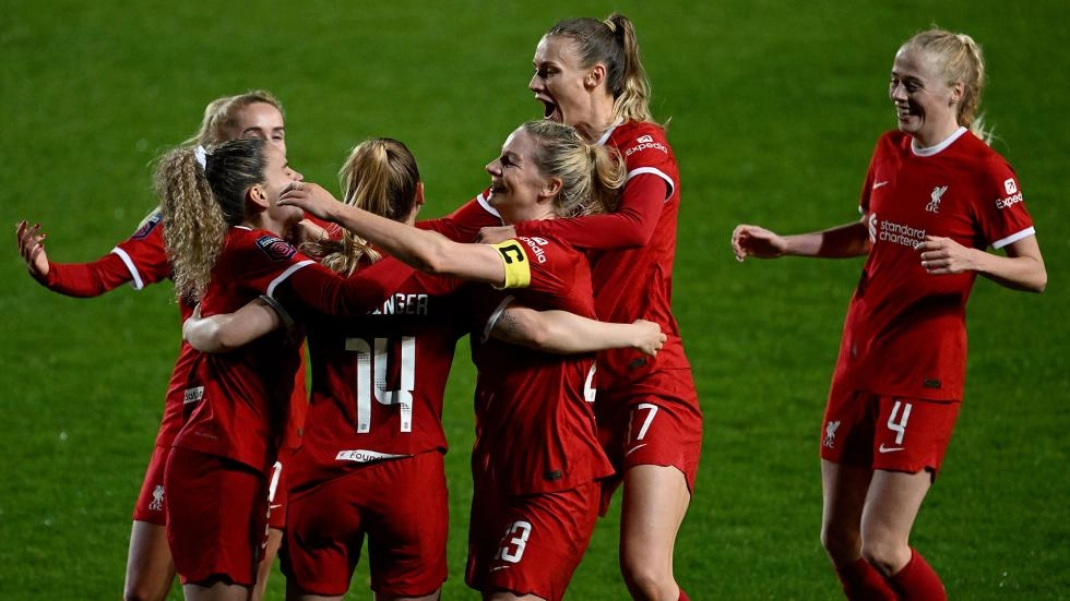 Watch WSL highlights: Liverpool 4-3 Chelsea