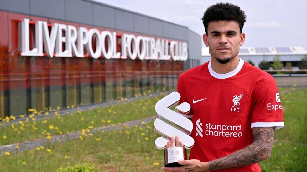 Luis Diaz voted Liverpool's Standard Chartered Men's Player of the Month