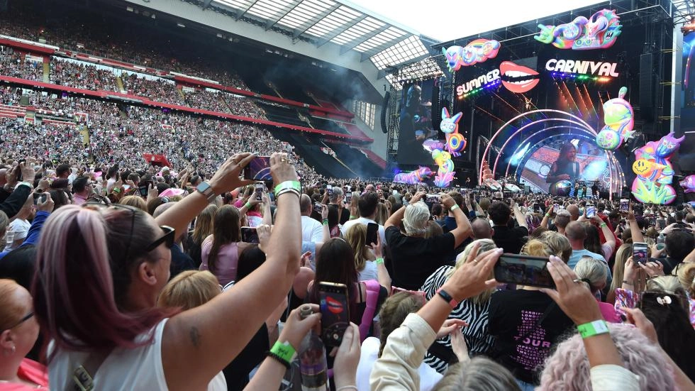 Photos: P!NK returns to Anfield with spectacular Summer Carnival Tour