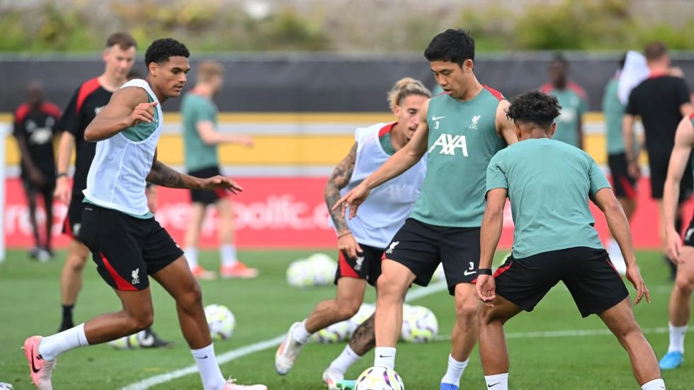 Photos from Pittsburgh: Liverpool step up preparations for Real Betis tie