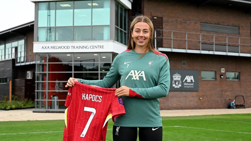 Gallery: Cornelia Kapocs becomes LFC Women's second signing of the summer