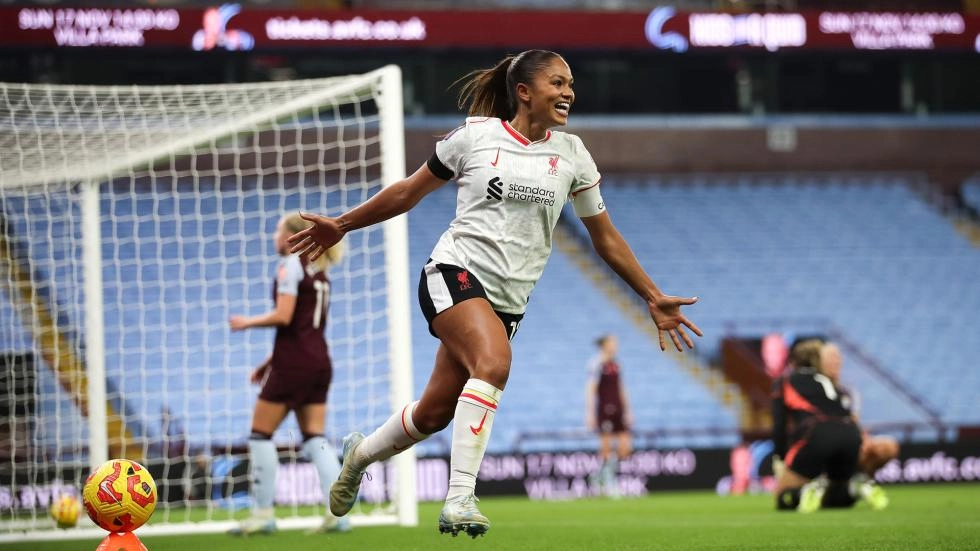 Watch WSL highlights: Aston Villa 1-2 Liverpool