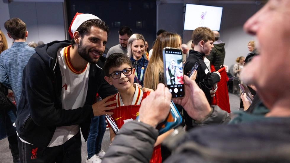 LFC men's squad spread festive cheer on annual visit to Alder Hey