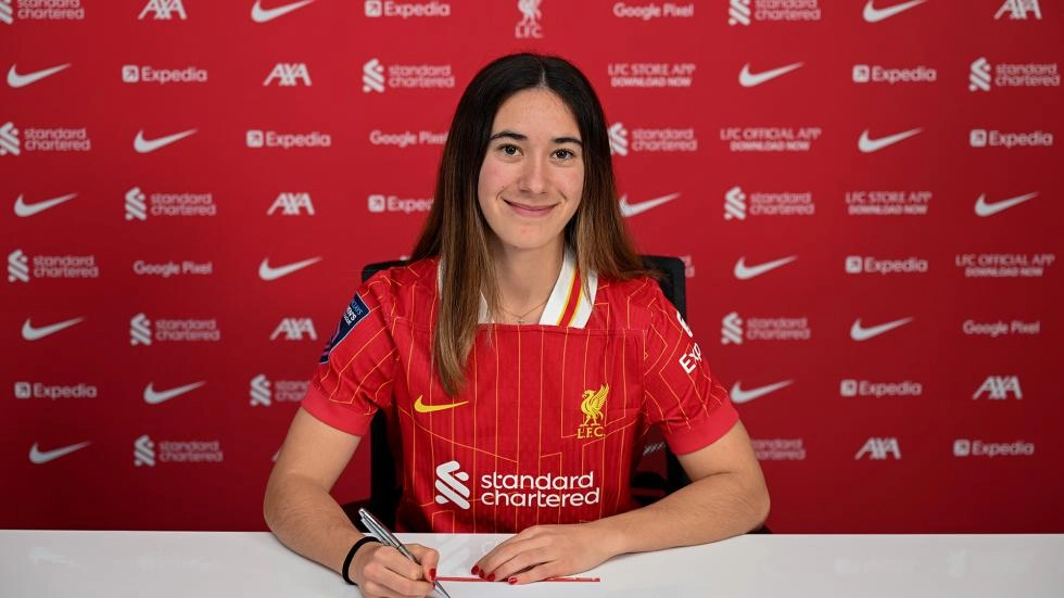 Julia Bartel completes loan switch to Liverpool FC Women