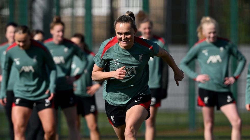 Training photos: Liverpool work towards WSL trip to Arsenal