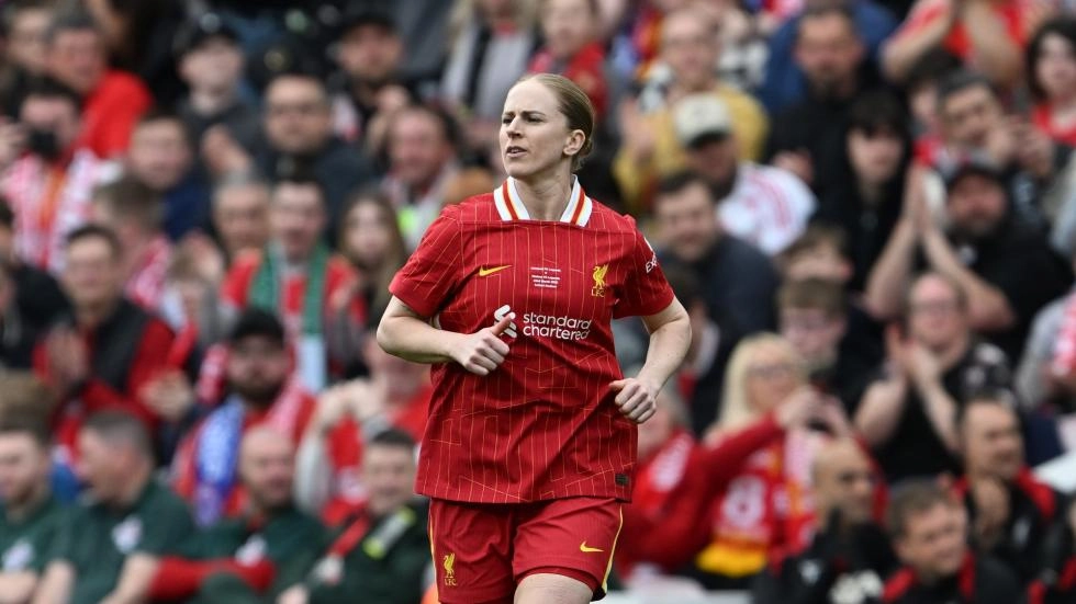 「忘れられない瞬間」-ナターシャ・ダウイがLFCレジェンド優勝で歴史を築いたことについて語る