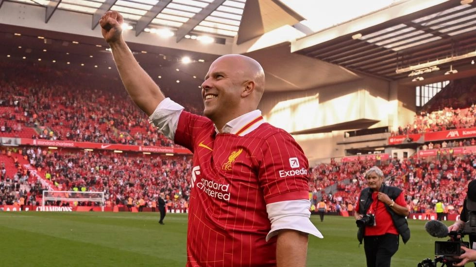 Arne Slot nominated for Premier League Manager of the Month in April