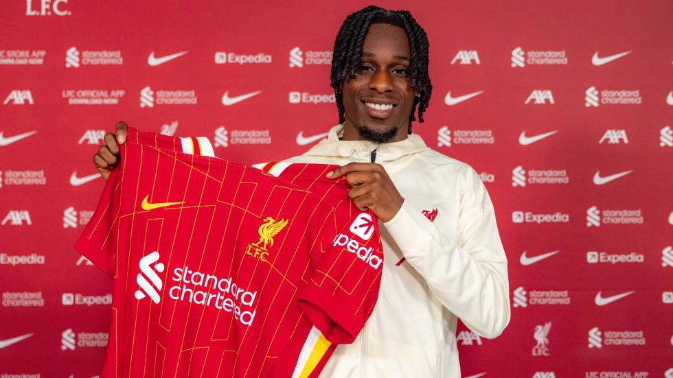 コンペティション:MyLFCでジェレミー・フリンポンのサイン入りシャツを当てよう