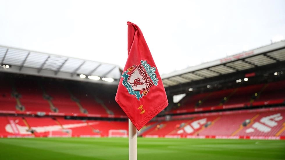 Supporters warned of lifetime bans for using pyros inside Anfield