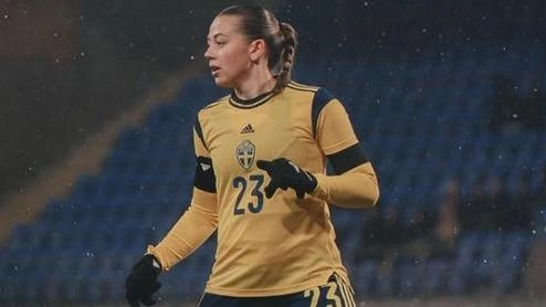อินเตอร์เนชั่นแนล: คอร์เนเลีย คาป็อกซ์ ทำประตูสองครั้ง สำหรับสวีเดน U23