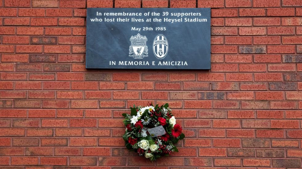 LFC ให้ความเคารพในวันครบรอบ 40 ปีแห่งความหายนะของสนามกีฬาเฮย์เซล