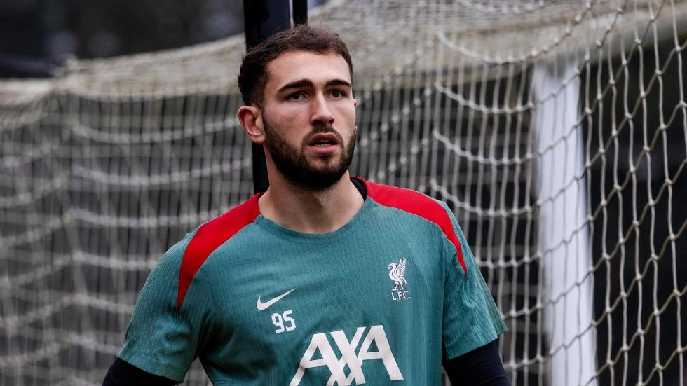 Harvey Davies signs new LFC deal and makes Crawley loan move