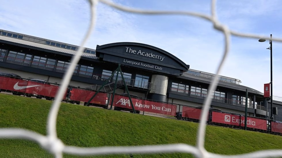 เรียนรู้การเล่น 'The Liverpool Way' กับโรงเรียนฟุตบอลวันหยุดฤดูร้อนของเรา