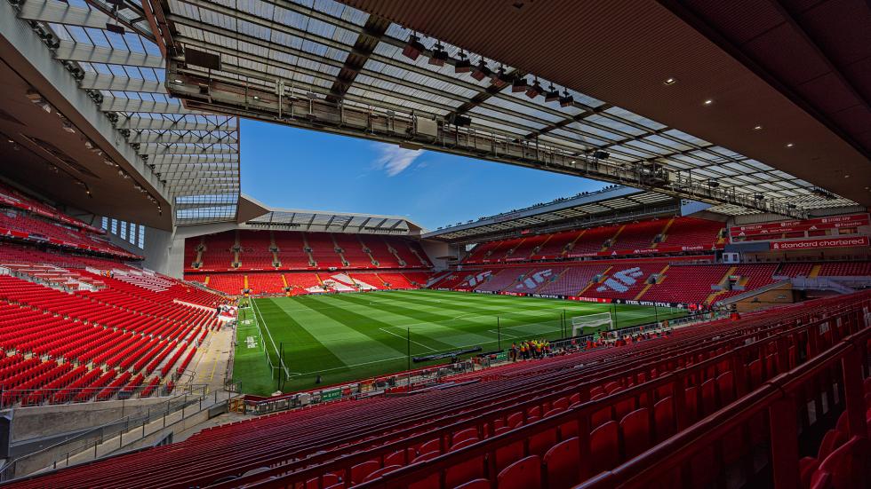 Liverpool v Everton: saluran TV, komentar langsung, dan panduan sorotan