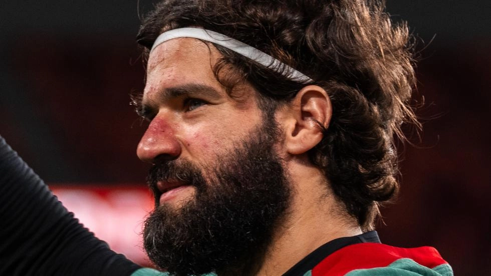 Alisson Becker nominated for 2025 Yachine Trophy award