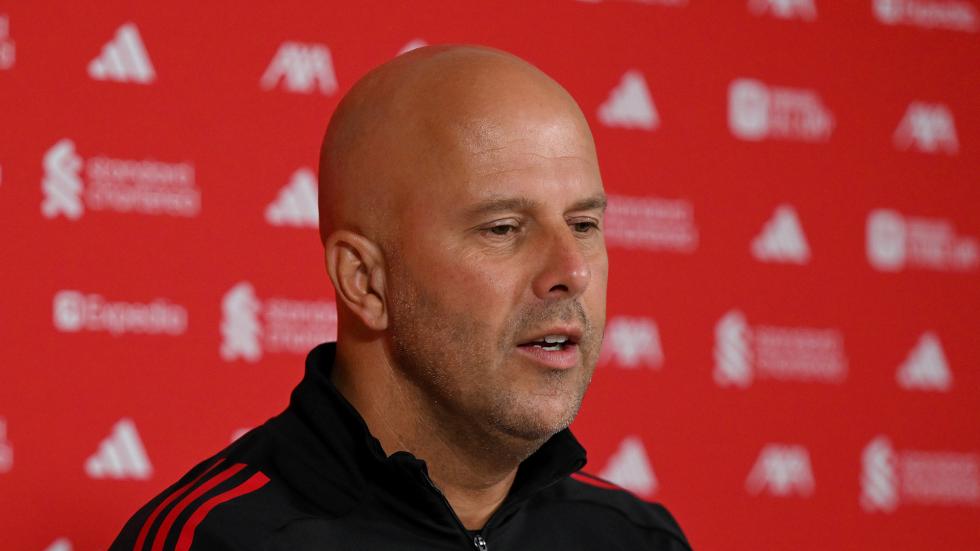 Jumat: Tonton konferensi pers pra-Brighton Arne Slot secara langsung