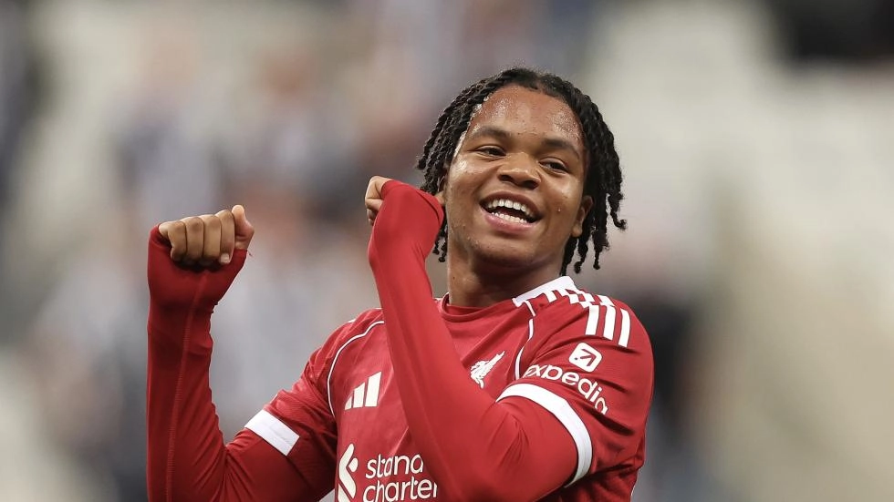 Rio Ngumoha debuta con golazo en la Premier League a sus 16 años