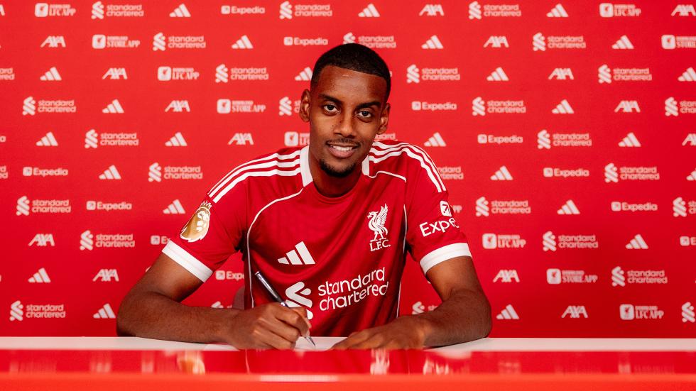 リバプールがアレクサンダー・アイザックの契約を完了 - Liverpool FC